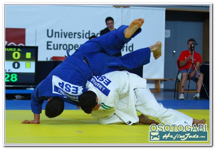 CEU2011 900013